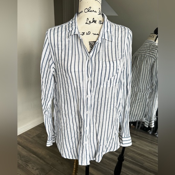 Lucky Brand Tops - Lucky Brand Women's Shirt Button Up Blue White Striped Size M